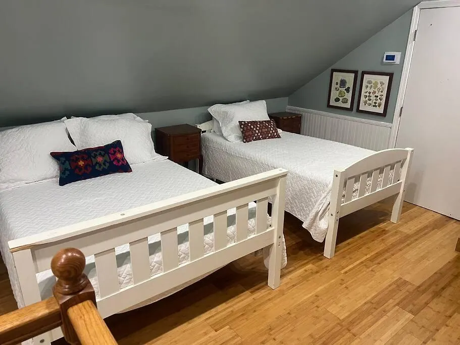 Elegant 6 Bedroom Home In Heart Of Memphis 0*,