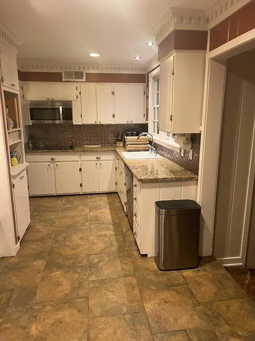 Vakantiehuis Elegant 6 Bedroom Home In Heart Of Memphis