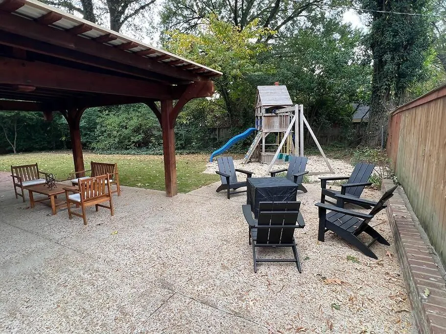 Elegant 6 Bedroom Home In Heart Of Memphis Vakantiehuis