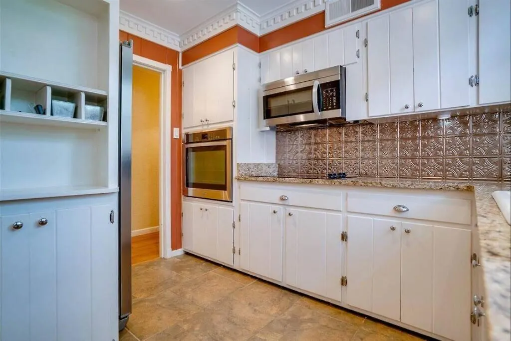 Vakantiehuis Elegant 6 Bedroom Home In Heart Of Memphis Verenigde Staten